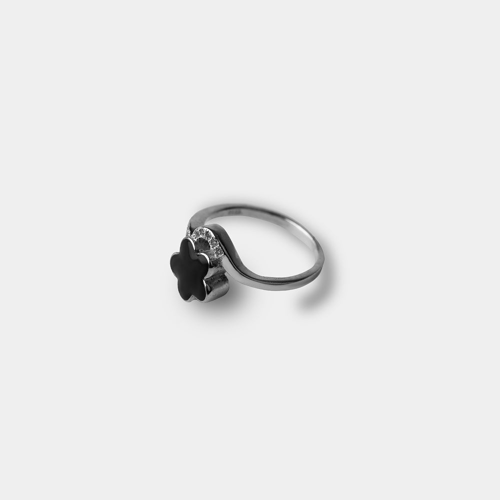 Black Star Ring